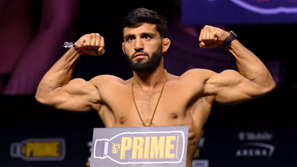 Ogizdagi suyuqlik fotosurati Rus ayollar bilan jinsiy aloqada bolgan togridan-togri rus yigitlari